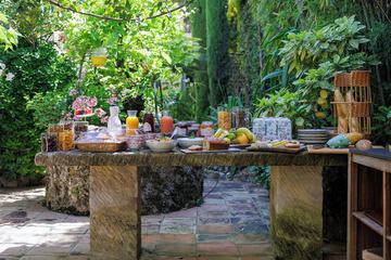 Breakfast buffet