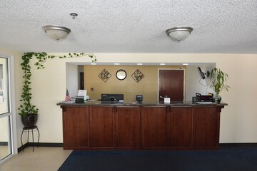 Check-in/check-out kiosk