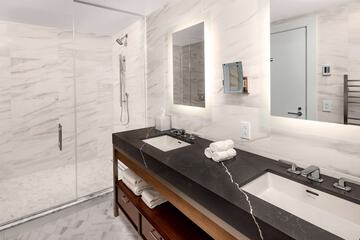 Bathroom shower