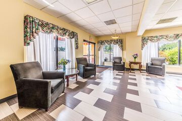 Business Center 22 of 22