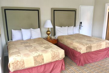 Room 19 of 39