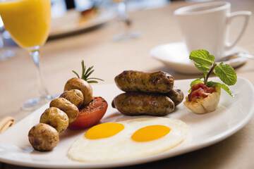 Breakfast/Coffee Service 50 of 63