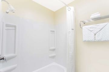 Room 15 of 23