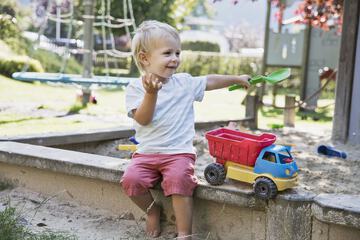 Children's play area - outdoor