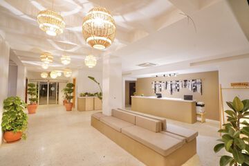 Reception hall