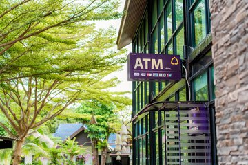 ATM/banking on site