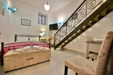guest_rooms