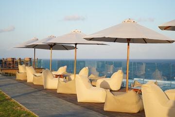 Beach/ocean view