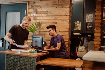 Check-in/check-out kiosk