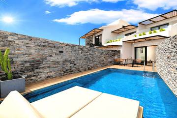 Private pool