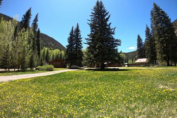 Wolf Creek Ranch Ski Lodge