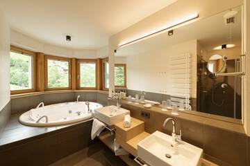 Jetted tub