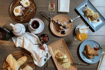 Breakfast meal