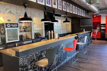 Snack bar