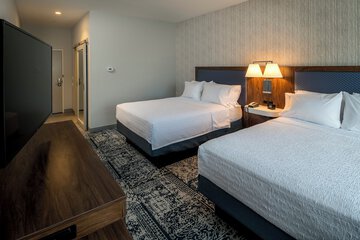 Room 19 of 33