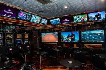 Entertainment 30 of 35