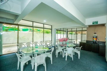 Food court
