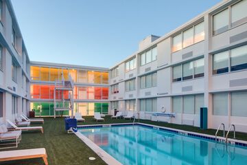 Hotel Indigo Memphis Downtown by IHG