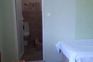 Photo 33