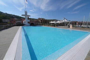 Sundeck