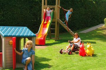 Children's play area - outdoor