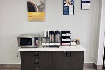 Breakfast/Coffee Service 18 of 18