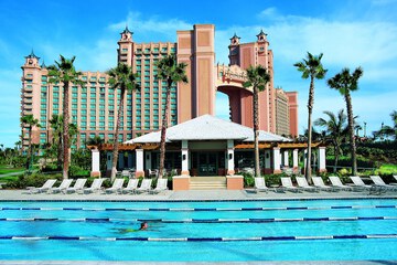 Exercise/lap pool