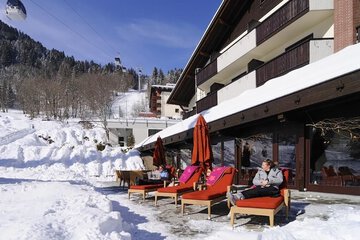 Sundeck