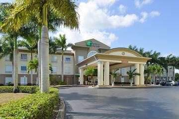 Holiday Inn Express & Suites Florida City by IHG