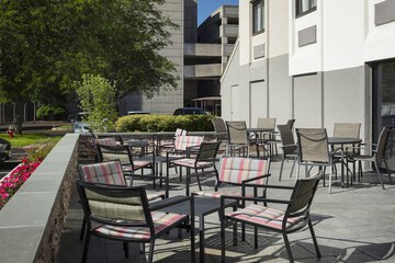 Terrace/Patio 27 of 29