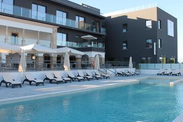 Sundeck