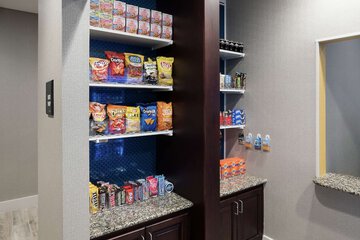 Snack bar