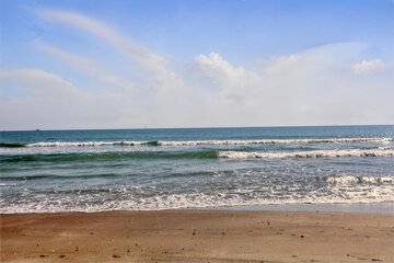 Surfing/boogie boarding