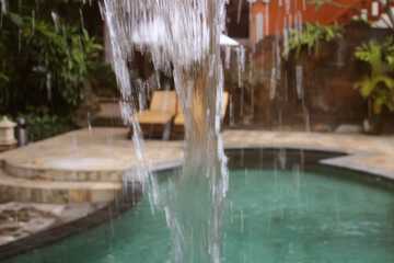 Pool waterfall