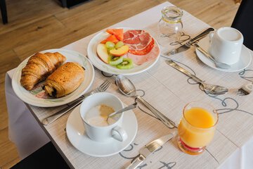 Breakfast meal