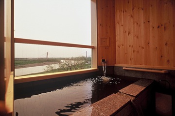 Deep soaking bathtub