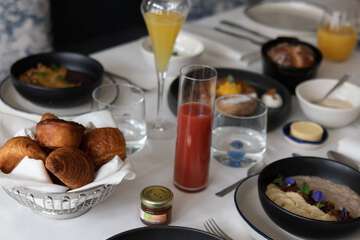 Breakfast meal
