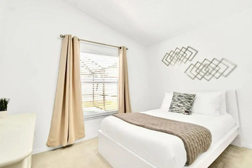guest_rooms