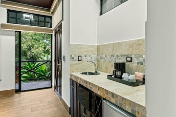 Private kitchenette