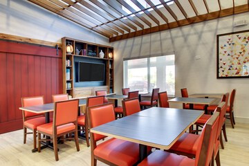 Breakfast/Coffee Service 62 of 69