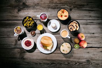 Breakfast meal