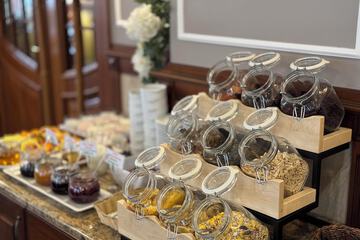 Breakfast buffet