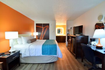 Room 27 of 52