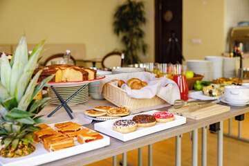 Breakfast buffet