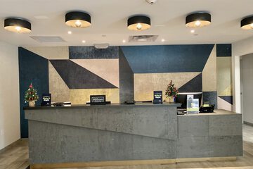 Concierge desk