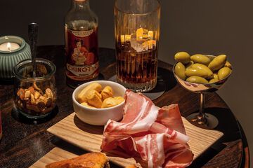 Snack bar