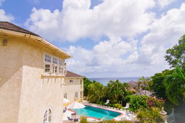 Beach/ocean view