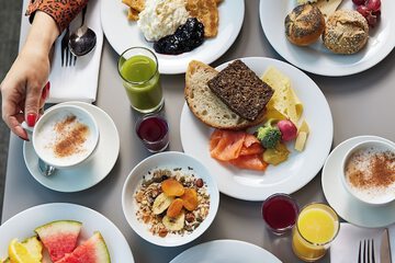 Breakfast meal