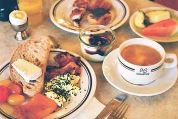 Breakfast buffet