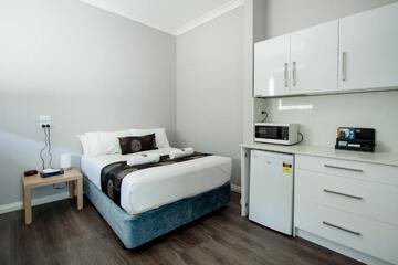 Photo 12